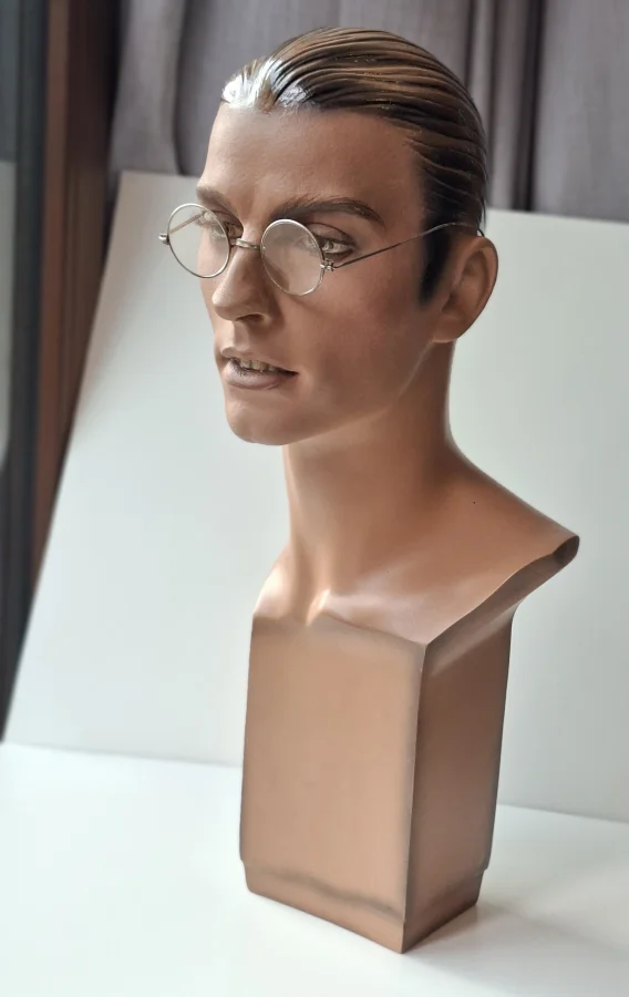 Vintage Art Deco Gentlemen's Display Head with Original Glasses 5