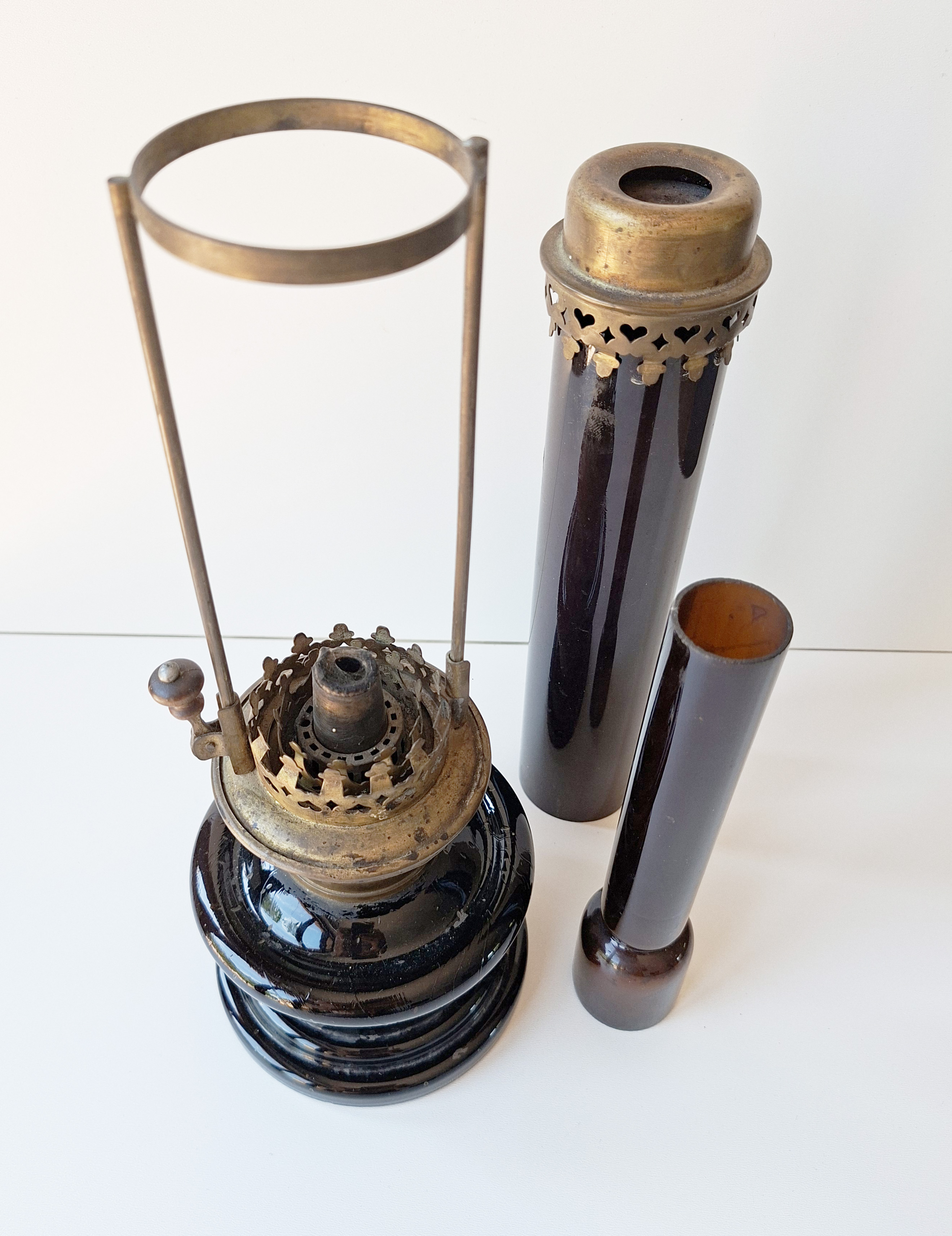 Antique Darkroom Lamp (c. 1890-1910) 10