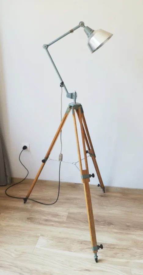 Custom Midgard Lamp on Antique Photo Tripod 12