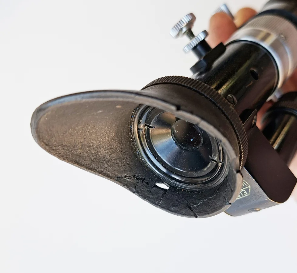 Leitz Spectroscope 11