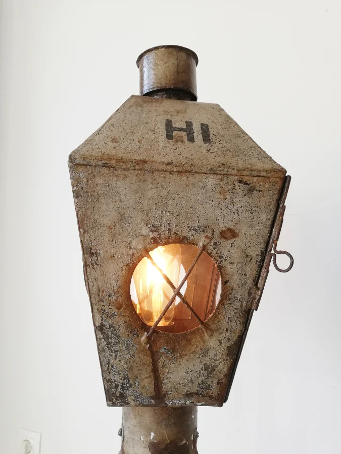 Zombie lamp 7